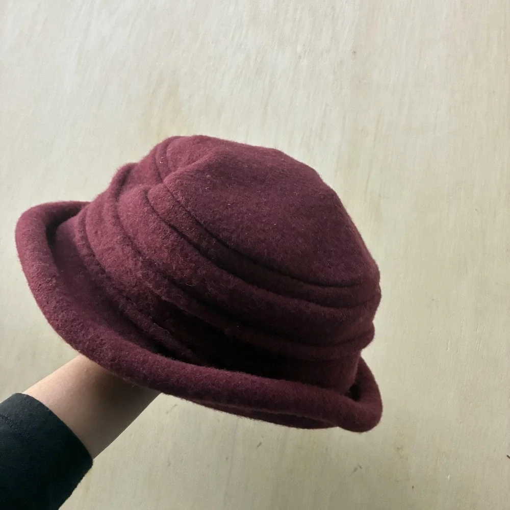 Scala Collezione Hat Cloche Womens One Size Red Wool Felt Pleated Fall‎ Winter
